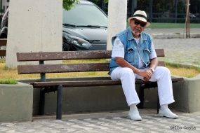 O jornalista e dramaturgo João Costa conta a sua história em entrevista a Rubens Nóbrega