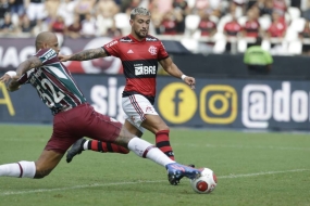 Gabigol e Flamengo se manifestam por episódio de racismo em clássico 