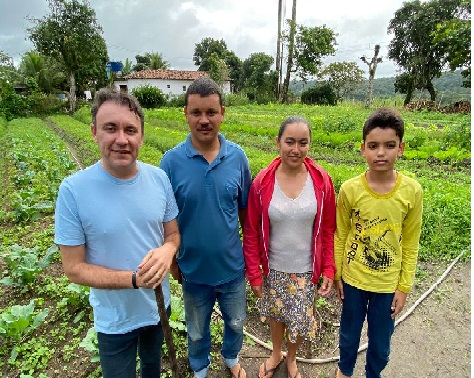 Heron Cid visita Brejo, debate agricultura familiar com população e acesso ao crédito